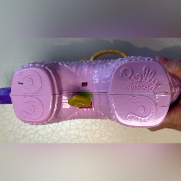Mattel | Polly Pocket Unicorn Party Playset. - Picture 12 of 16